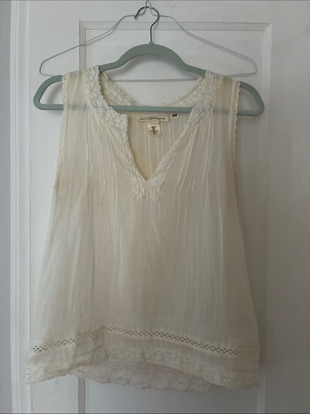 H&M Cream Lace-Trim V-Neck Sleeveless Camisole